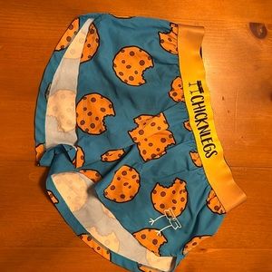 Chicknlegs  Woman’s Running shorts - small